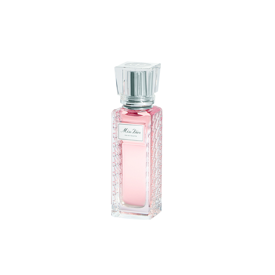 Miss Dior  Eau De Parfum Roller-Pearl create a harmonious symphony of fragrance, unfolding in layers to captivate the senses